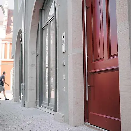 Lägenhetshotell Maximilian 3*
