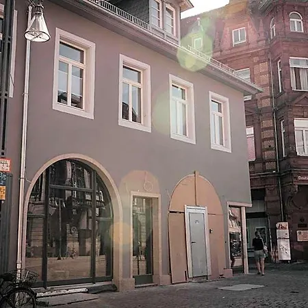 Lägenhetshotell Maximilian 3*